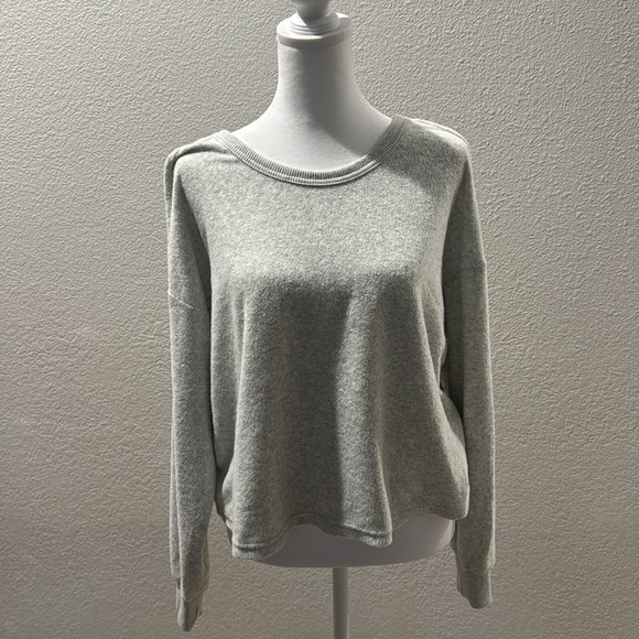 Aerie light gray, size small- crop sweater with adjustable string on back - Picture 2 of 7